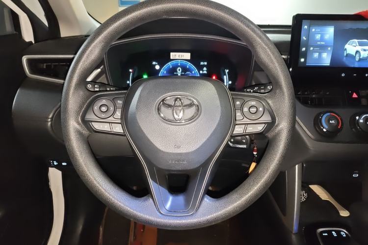 Used Toyota Corolla Cross 2023 2.0L Pioneer Edition
