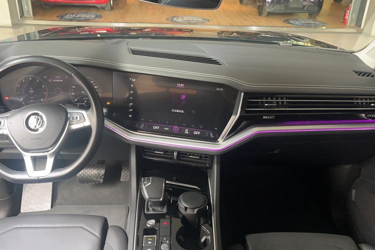 Used Volkswagen Touareg 2019 2.0 TSI Ruiyi Edition China V Standard
