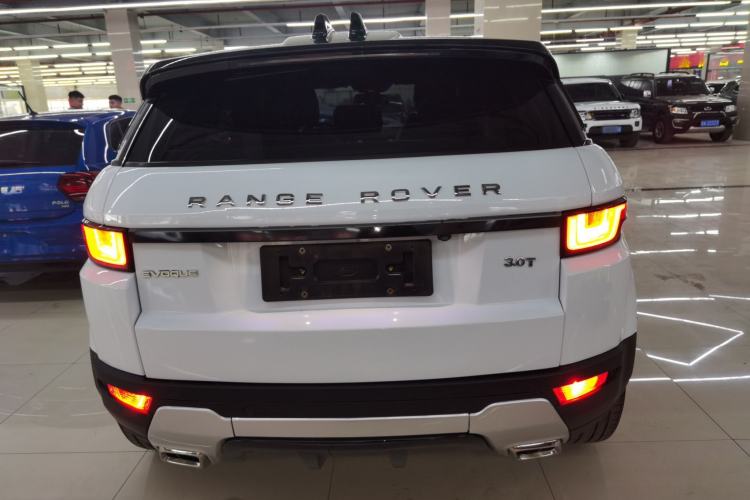 Used Land Rover Range Rover Evoque 2018 240 PS SE Smart Brilliance Edition
