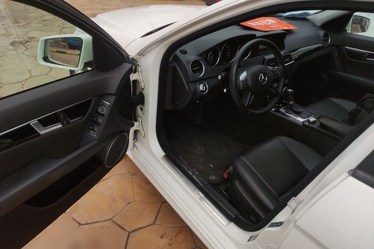 Used Mercedes-Benz C-Class 2013 C 180 Classic Grand Edition
