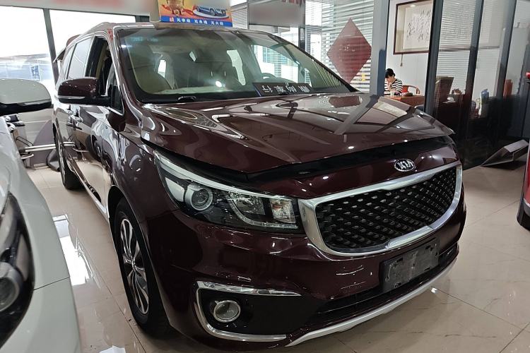 Used Kia Carnival 2015 2.2T Luxury Edition China IV
