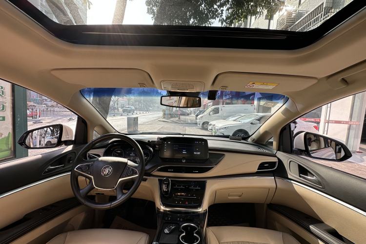 Used Buick GL8 2023 Facelifted Land Cruiser Executive Luxury Version
