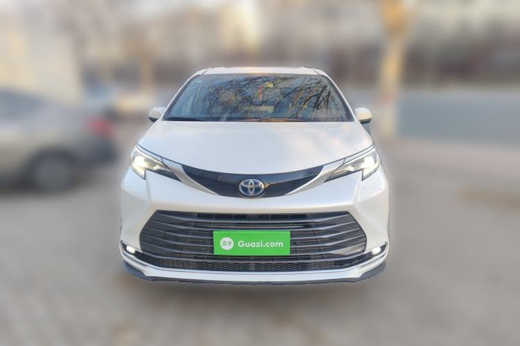 Used Toyota Sienna 2021 2.5L Hybrid Ultimate Edition