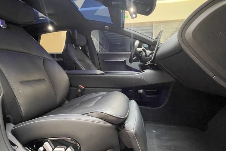 Used  12 2025 Ultra Extended-Range Edition