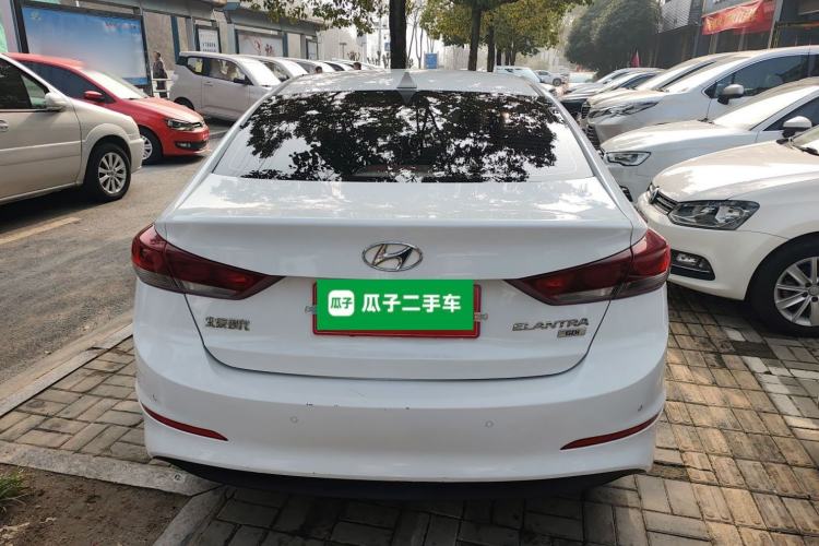 Used Hyundai Elantra 2016 1.6L Automatic ZhiXuan · Luxury Version