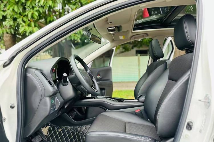 Used Honda Vezel 2019 1.5L CVT Luxury Model China VI
