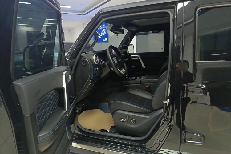 Used BAIC Off-Road BJ40 2023 2.0T Automatic Four-Wheel Drive Urban Hunter Edition Chivalrous Type
