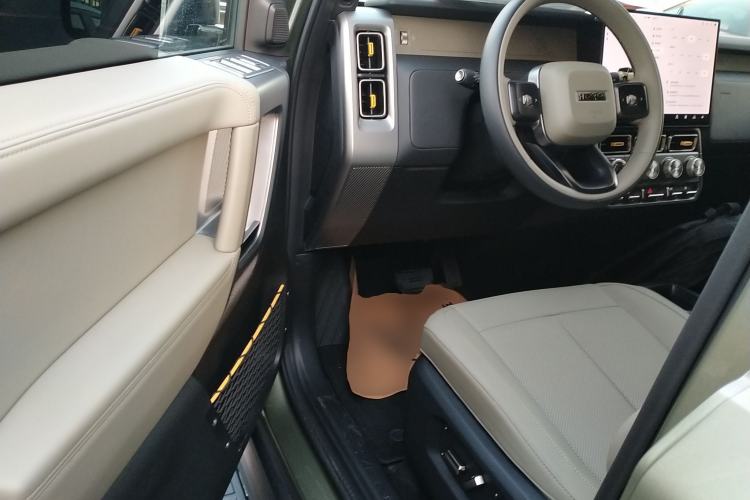 Used  V23 2025 501 Four-Wheel Drive Intelligent Driving Version