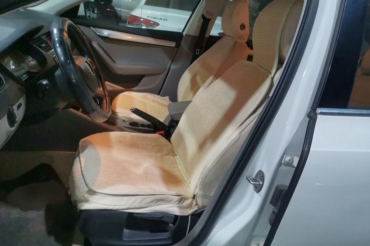 Used Skoda Octavia 2015 1.6L Automatic Yijie Edition
