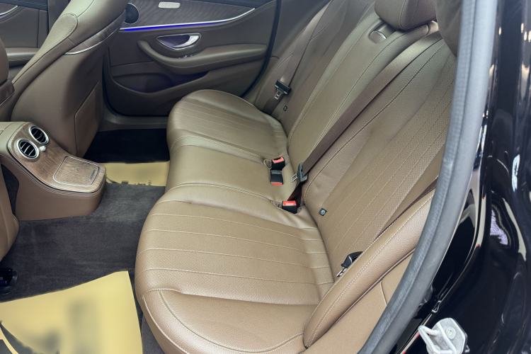 Used Mercedes-Benz E-Class 2022 Second Facelift E 260 L 4MATIC
