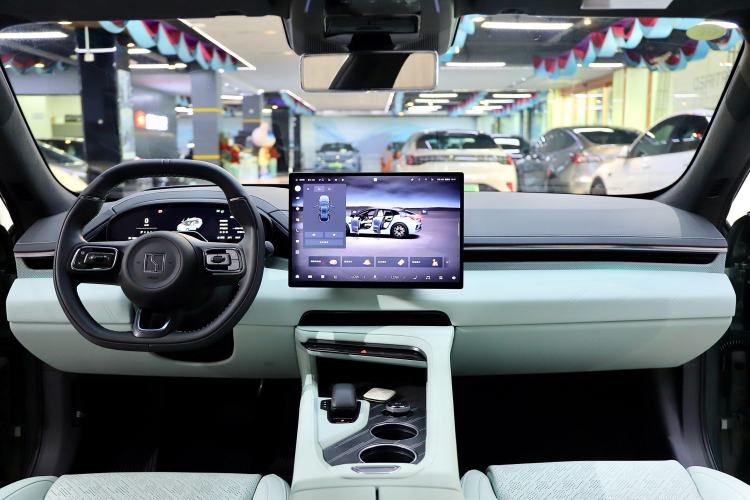 Used Zeekr 001 2025 WE Edition 95 kWh All-Wheel Drive
