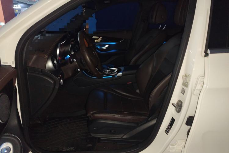 Used Mercedes-Benz GLC 2016 GLC 260 4MATIC Luxury Model
