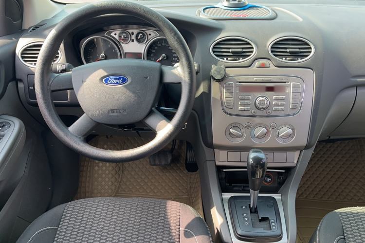 Used Ford Focus 2013 Hatchback Classic 1.8L Automatic Base Model