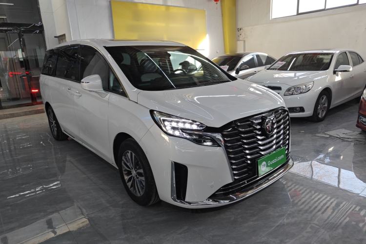 Used Buick GL8 2023 ES Lu Zun Deluxe and Yue Edition
