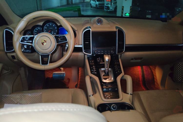 Used Porsche Cayenne 2016 Cayenne Platinum Edition 3.0T