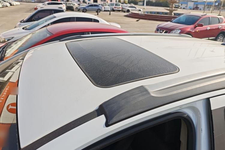 Used Buick Encore 2015 1.4T Automatic Two-Wheel Drive Urban Elite Version
