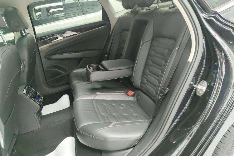 Used Volkswagen Passat 2019 330TSI Elite Edition China VI
