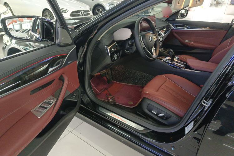 Used BMW 5 Series 2021 525Li Luxury Package
