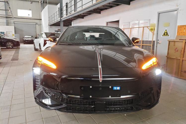 Used Hongqi EH7 2025 600 Smart Selection Edition
