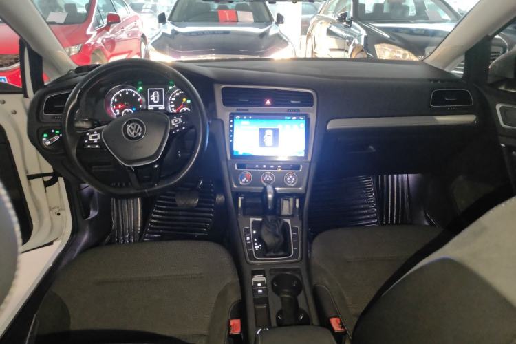 Used Volkswagen Golf 2018 230TSI Automatic Comfort Model