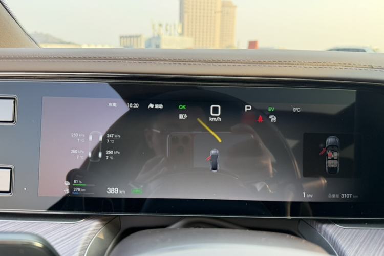 Used Denza Z9 2024 1100 km Four-Wheel Drive Pro Version