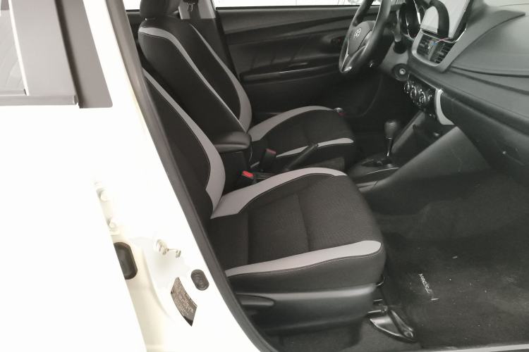 TDK.VehicleDetails.img