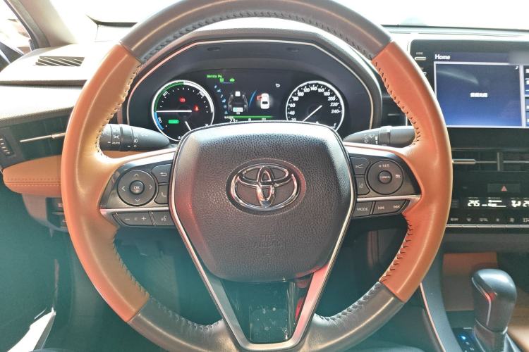 Used Toyota Avalon 2019 Dual-Engine 2.5L XLE Prestige Version China VI Standard