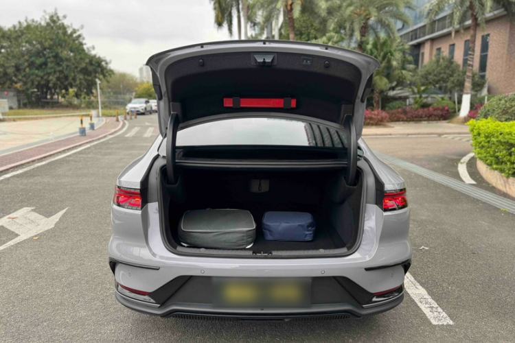 Used BYD Han 2025 DM-i Intelligent Driving Edition 125KM LiDAR Flagship Model
