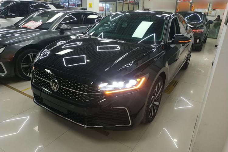 Used Volkswagen Passat 2022 330TSI Starry Elite Edition
