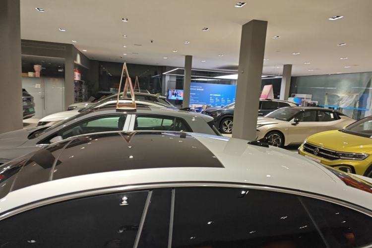 Used Volkswagen Lamando 2024 Lavida L 280TSI DSG Cool & Spicy Edition
