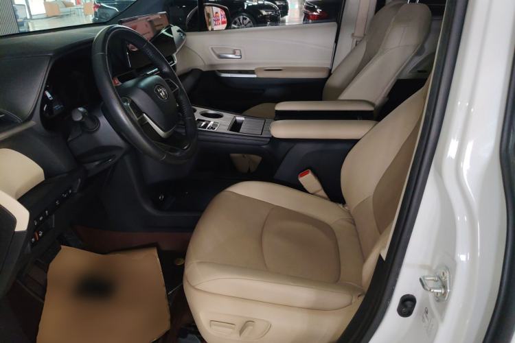 Used Toyota Granvia 2023 2.5L Hybrid Prestige PLUS Edition