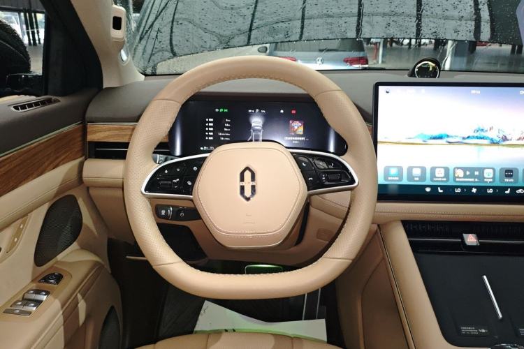 Used Hima AITO M7 2024 1.5T Intelligent Driving 4WD Pro Edition 6 Seats
