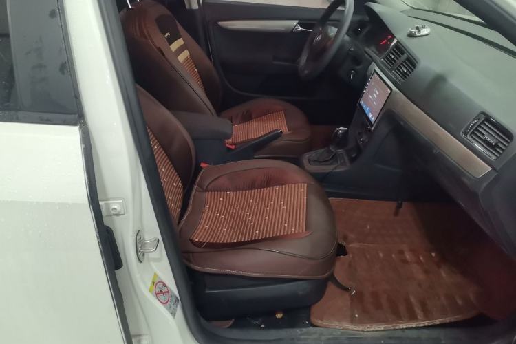 Used Volkswagen Lavida 2013 Revised Classic 1.6L Automatic Fashion Edition
