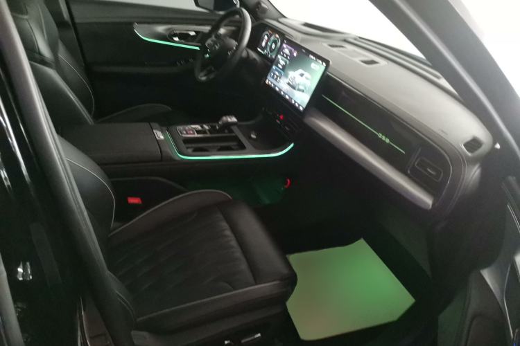 Used GAC Trumpchi GS8 2022 Double-Energy Series 2.0TM Four-Wheel Drive Premium Edition (7 Seats)
