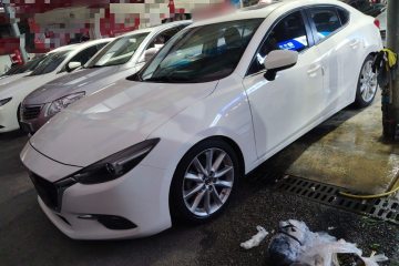 Used Mazda Mazda 3 Axela 2017 Sedan 2.0L Automatic Prestige Model China V Standard