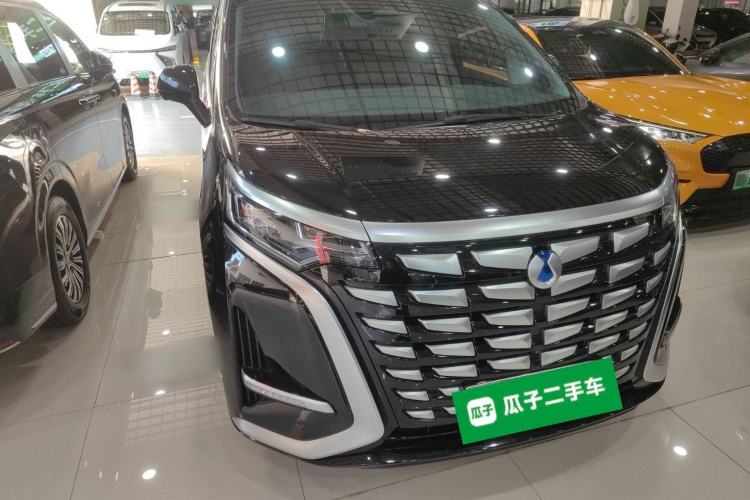 Used Denza D9 2022 DM-i 970 Four-Wheel Drive Flagship Model