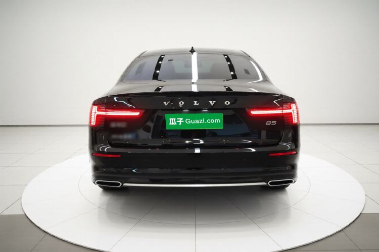 Used Volvo S90 2026 B5 Zhiyuan Luxury Edition