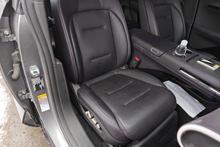 Used  07 2024 Max Extended-Range Edition