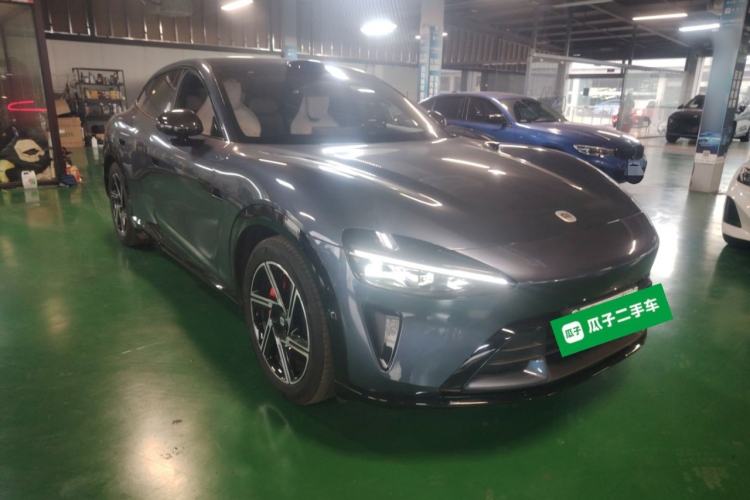 Used  YU7 2025 Ultra-Long Range High-Performance All-Wheel-Drive Max Edition