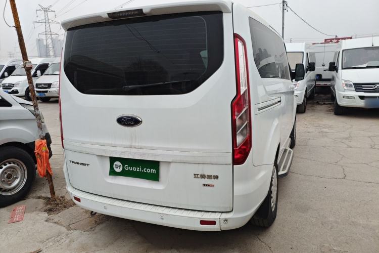 Used Ford Transit 2019 2.0T Diesel Commercial & Travel Short Wheelbase Low-Roof 7-Seater China VI Standard