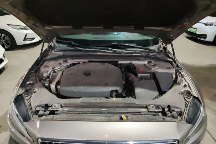 Used Volvo S60 2020 T4 Zhiyi Luxury Edition