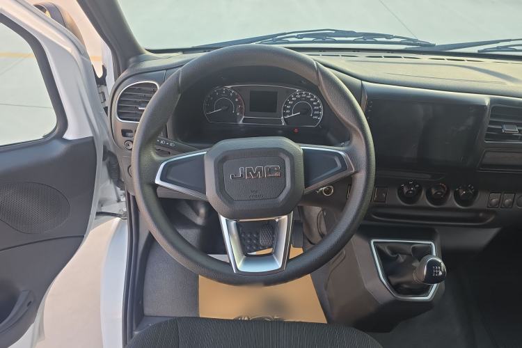 Used JMC Transit 2021 2.8T Space King Standard Version Long Wheelbase Mid-Height Roof Rear Single Tire – Step 6-Seater Diesel China VI Emission Standard JX493
