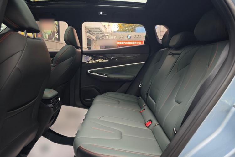 Used Geely Auto Emgrand X7 Sport 2024 1.5TD Prestige Edition
