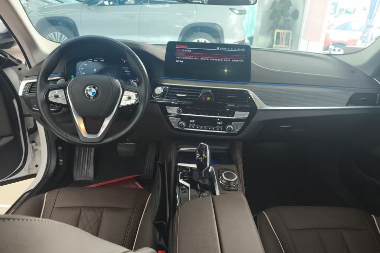 Used BMW 5 Series 2022 Updated 530Li xDrive Luxury Package
