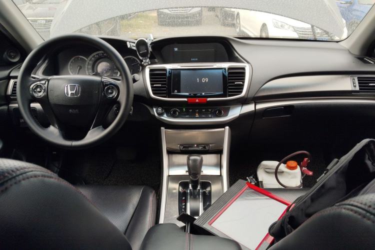 Used Honda Accord 2015 2.0L LX Comfort Edition
