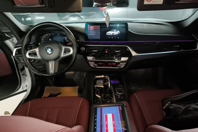 Used BMW 5 Series 2022 Second Facelift 525Li M Sport Package
