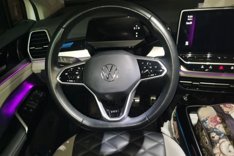 Used Volkswagen ID.6 CROZZ 2021 First Edition
