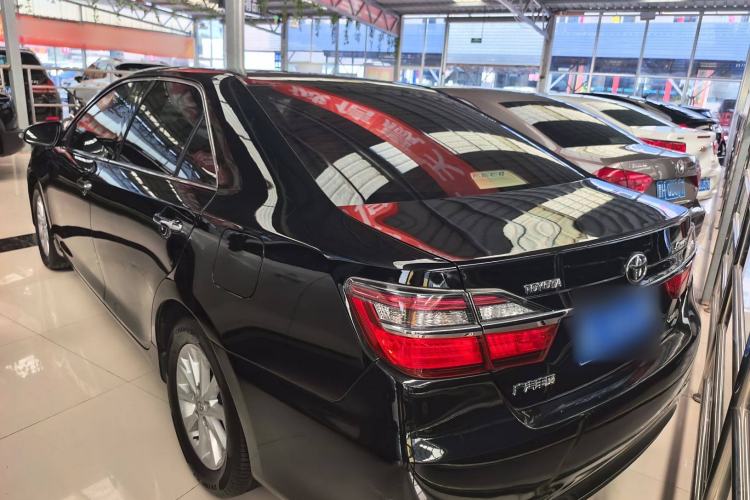 Used Toyota Camry 2015 2.0E Elite Edition
