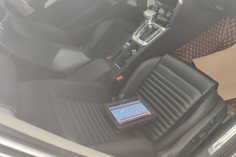 Used Volkswagen Magotan 2017 330TSI DSG Leading Model
