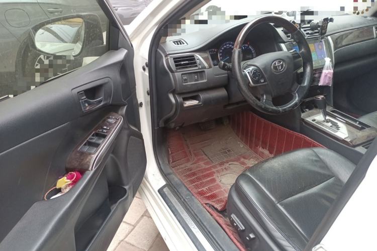 Used Toyota Camry 2015 2.0G Premier Edition
